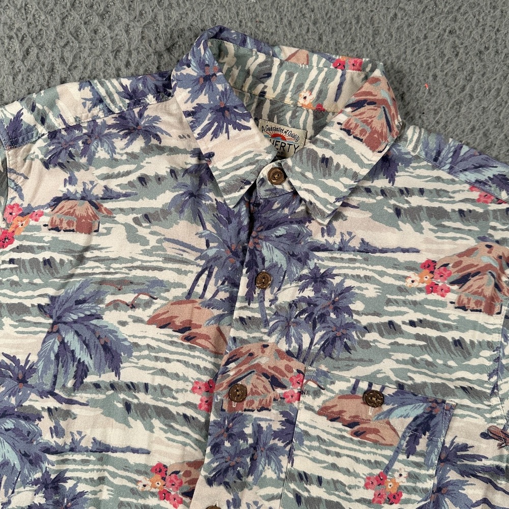 Faherty Shirt Men's XS Hawaiian Print All Over Button Down Rayon Short Sleeve
